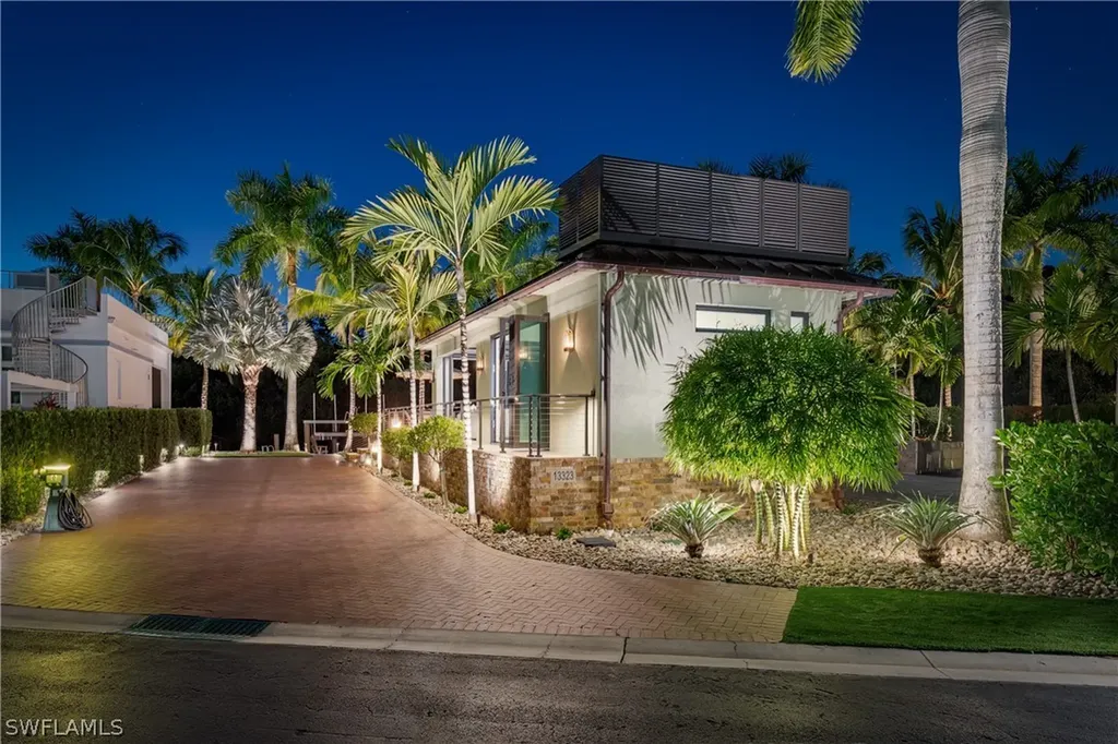 13323 Snook Circle Naples FL 34114