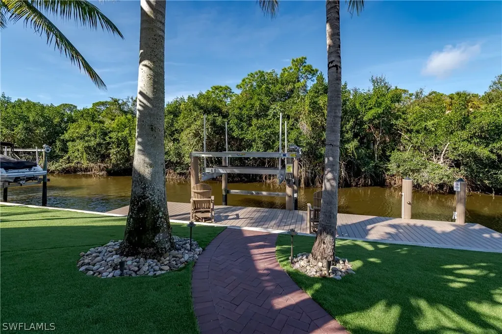13323 Snook Circle Naples FL 34114