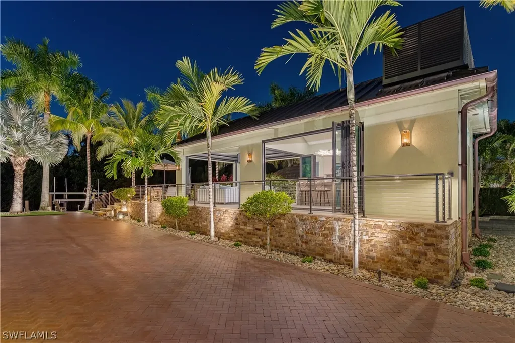 13323 Snook Circle Naples FL 34114