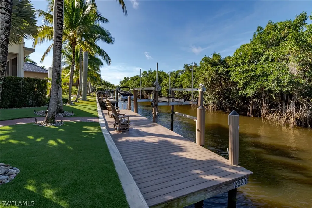 13323 Snook Circle Naples FL 34114