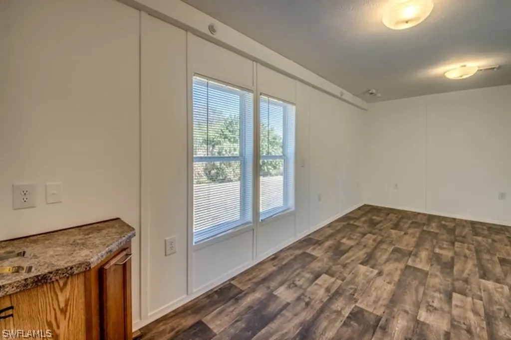 7711 Suncoast Drive North Fort Myers FL 33917