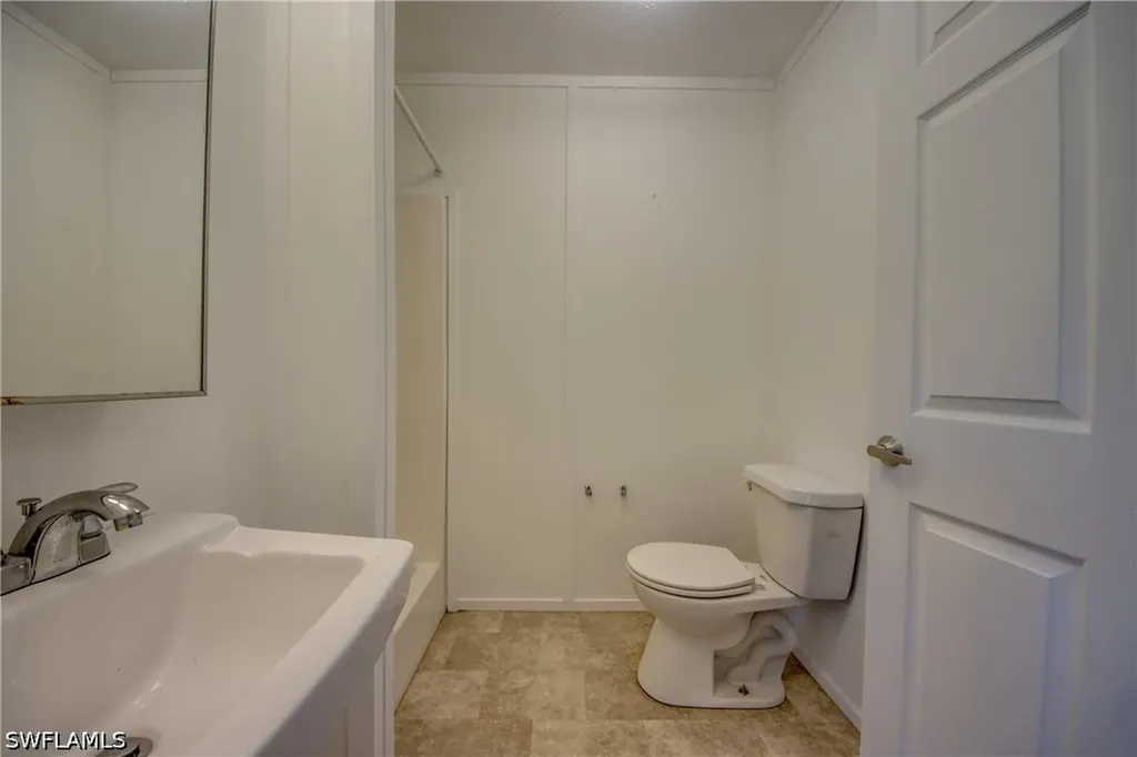 7711 Suncoast Drive North Fort Myers FL 33917