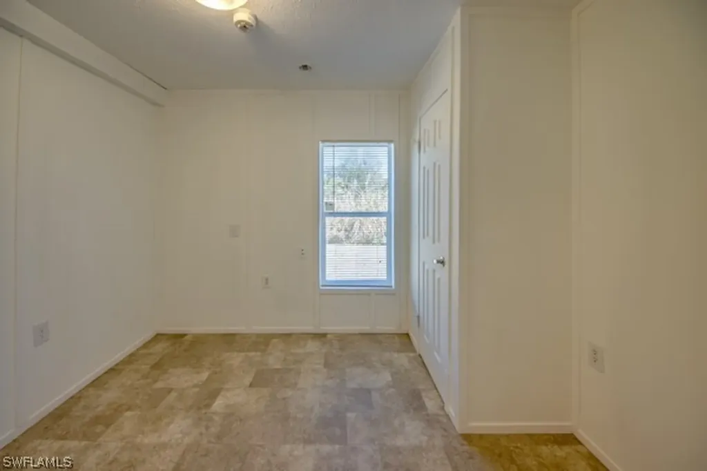 7711 Suncoast Drive North Fort Myers FL 33917