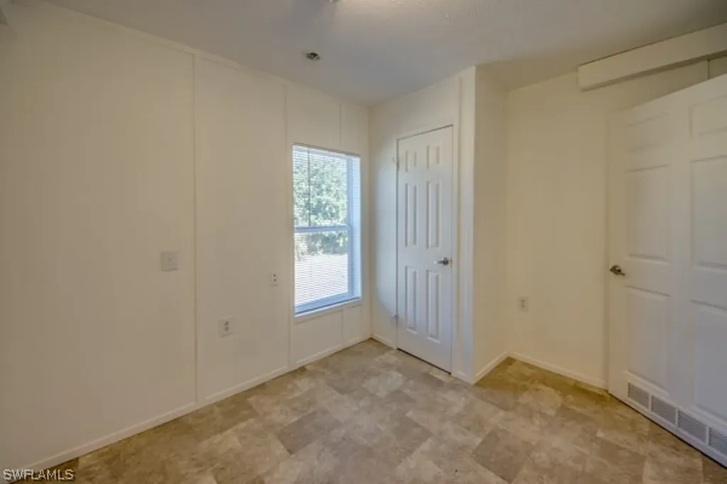 7711 Suncoast Drive North Fort Myers FL 33917