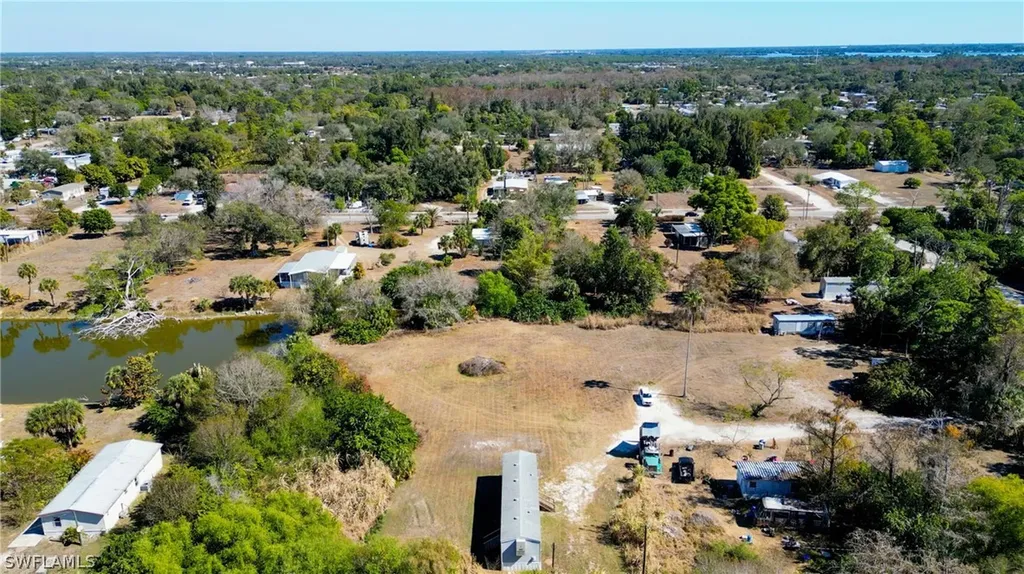 7711 Suncoast Drive North Fort Myers FL 33917