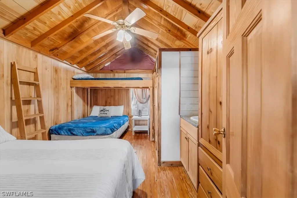 825 Copeland Everglades City FL 34139