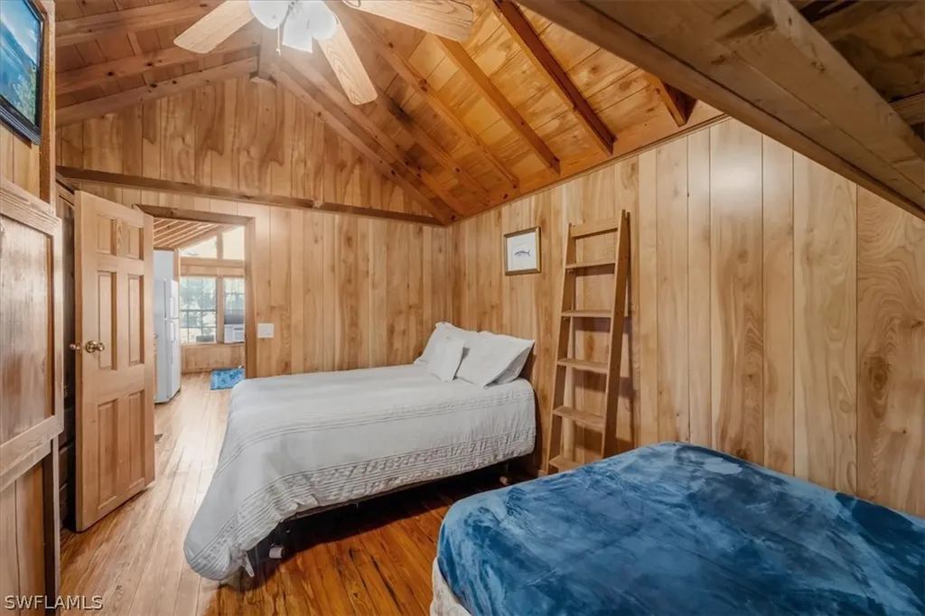 825 Copeland Everglades City FL 34139