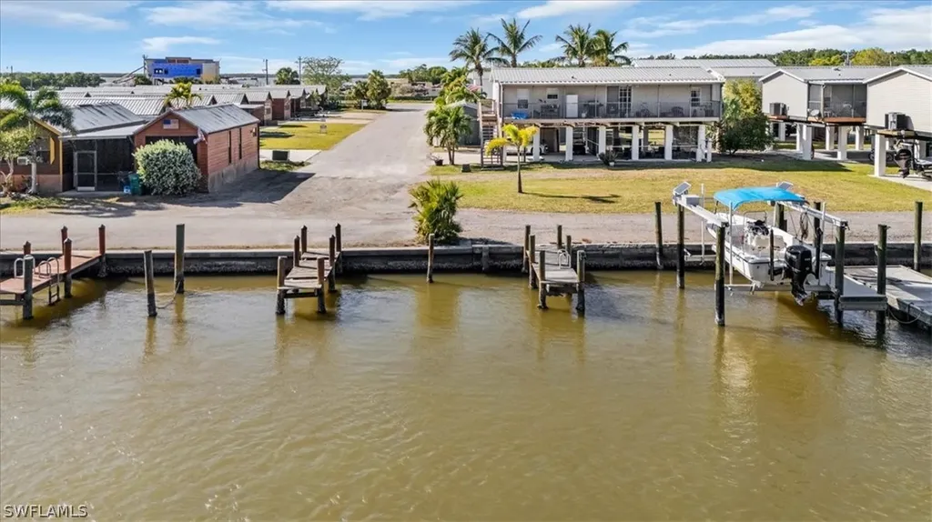 825 Copeland Everglades City FL 34139
