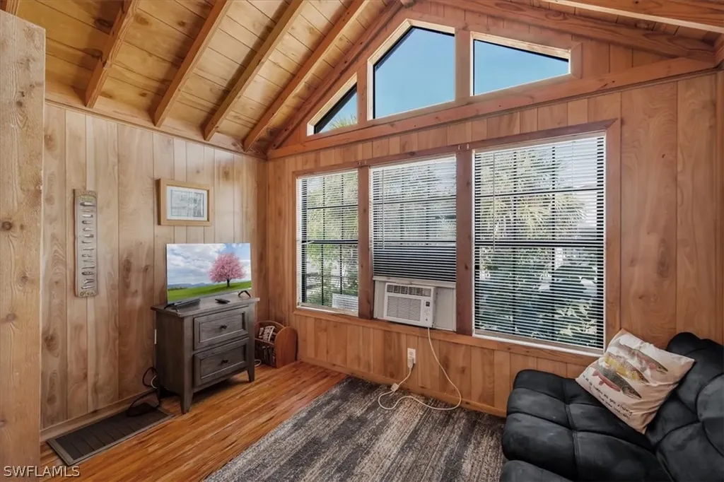 825 Copeland Everglades City FL 34139