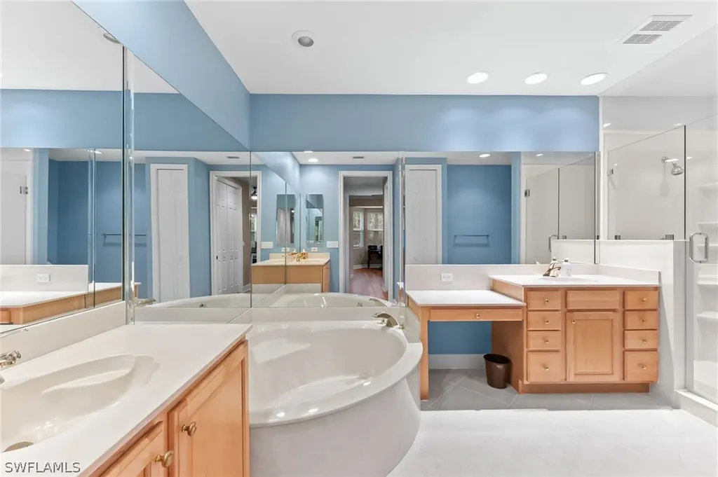 6057 Ashford Lane Naples FL 34110
