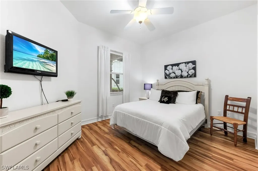 6057 Ashford Lane Naples FL 34110