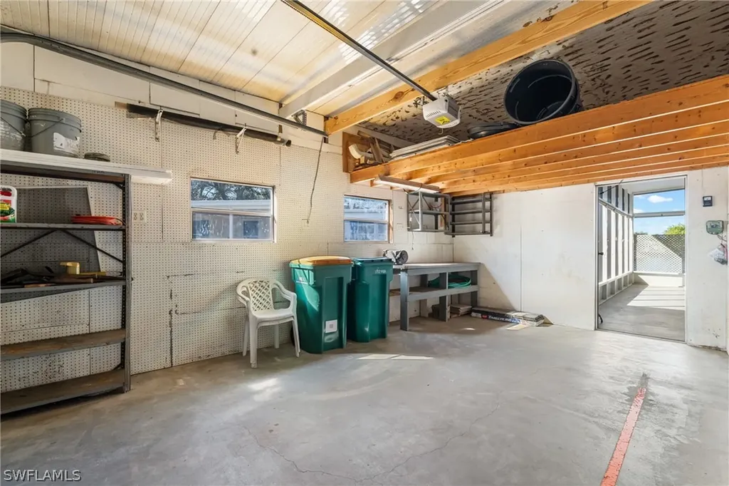 289 Riverwood Road Naples FL 34114