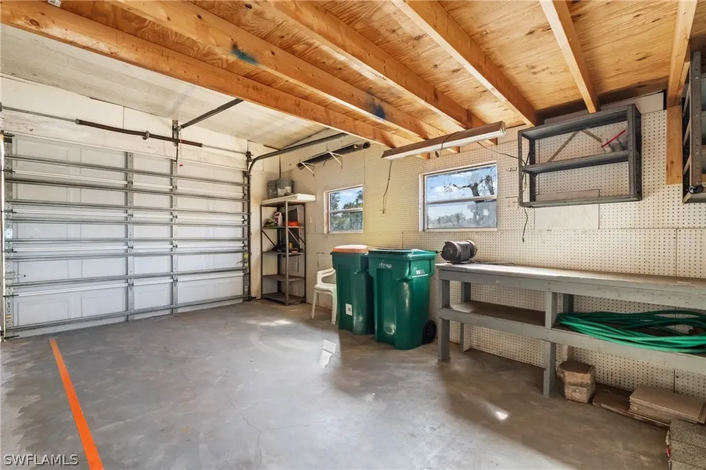 289 Riverwood Road Naples FL 34114