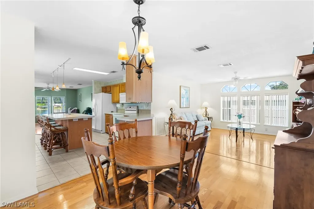 289 Riverwood Road Naples FL 34114