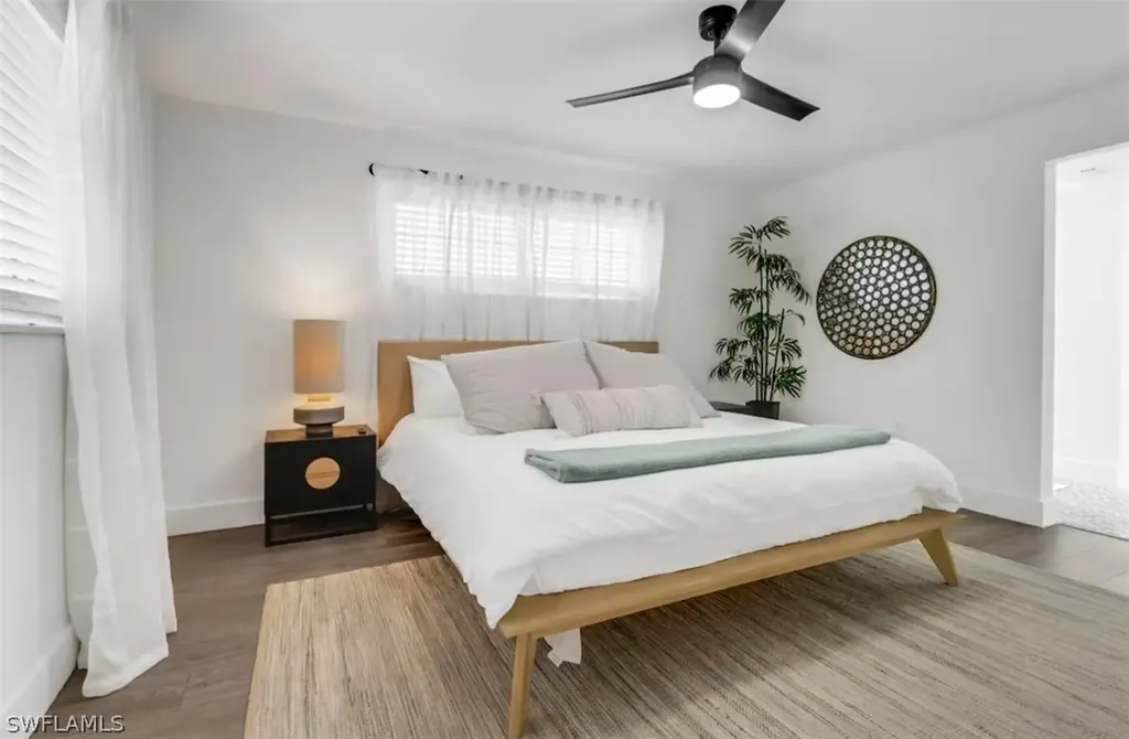 514 14th Street N Naples FL 34102