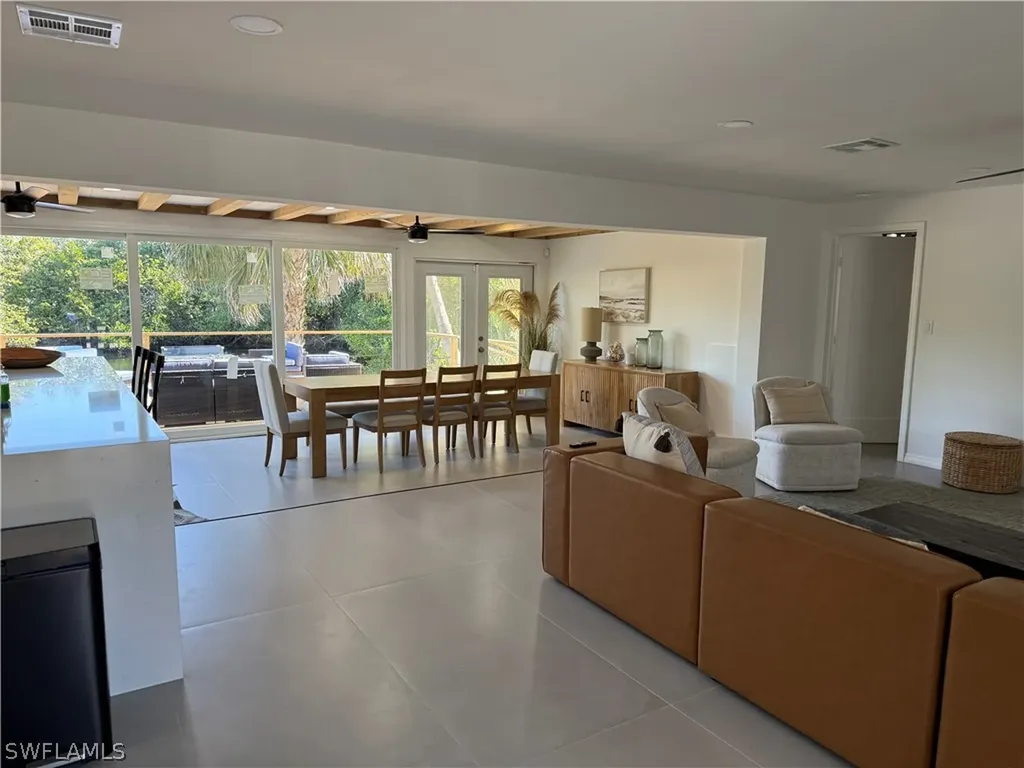 514 14th Street N Naples FL 34102