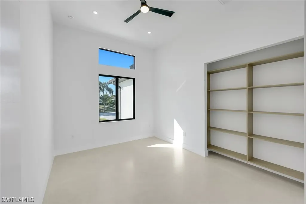 141 SE 21st Street Cape Coral FL 33990