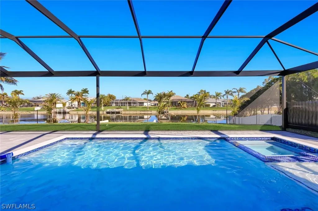 141 SE 21st Street Cape Coral FL 33990