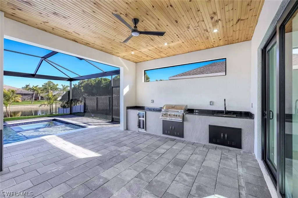 141 SE 21st Street Cape Coral FL 33990