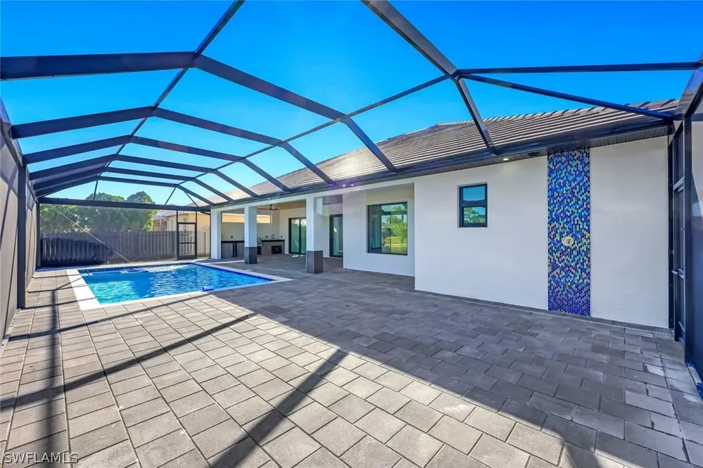 141 SE 21st Street Cape Coral FL 33990