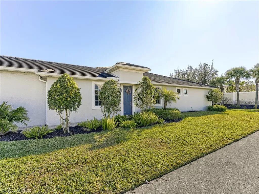 10641 Jackson Square Drive Estero FL 33928