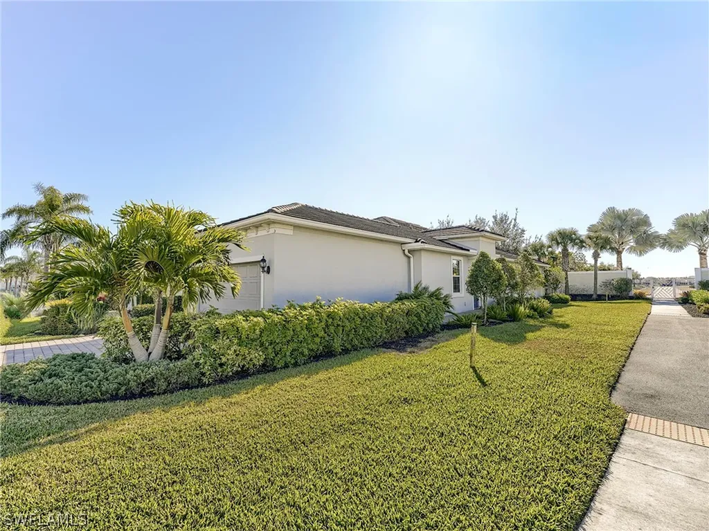 10641 Jackson Square Drive Estero FL 33928