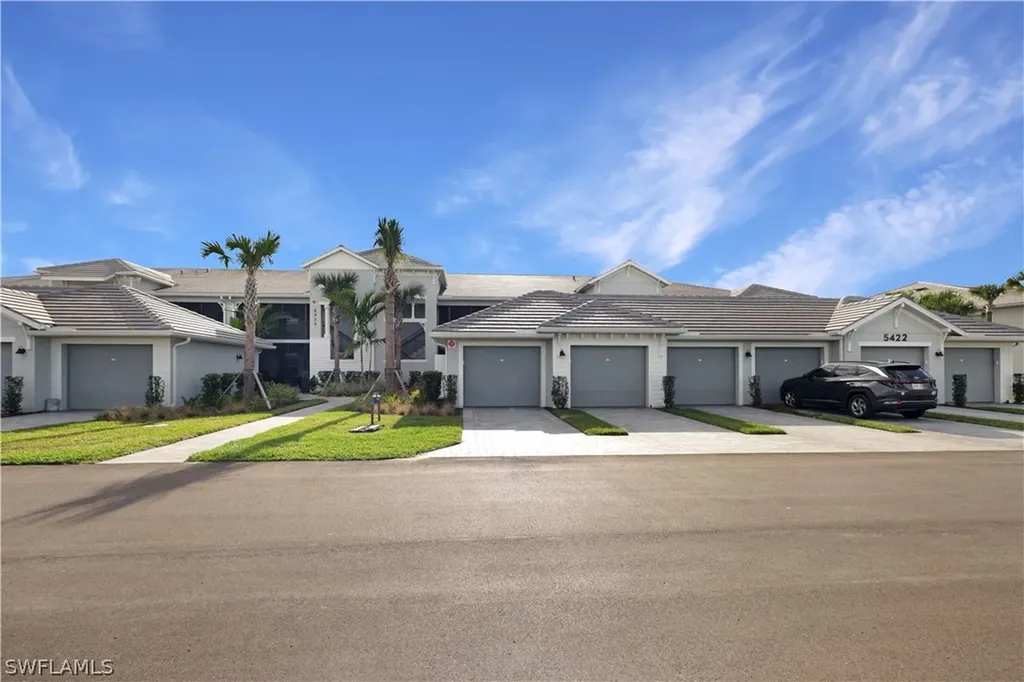 Ave Maria FL, 5422 Double Eagle Circle, Unit 2414