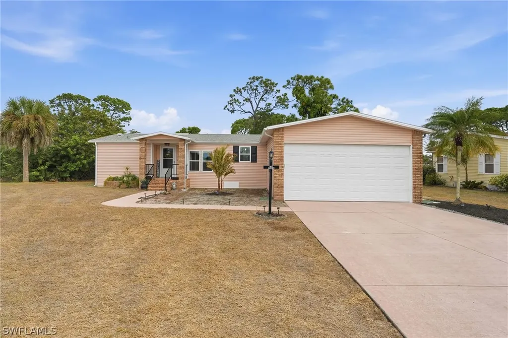 19808 Frenchmans Court North Fort Myers FL 33903