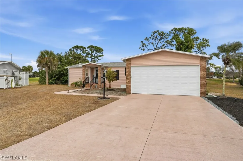 19808 Frenchmans Court North Fort Myers FL 33903