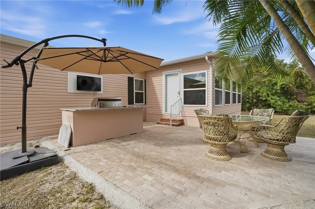 19808 Frenchmans Court North Fort Myers FL 33903