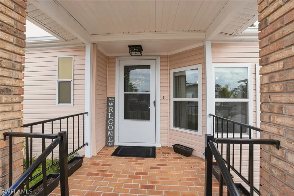19808 Frenchmans Court North Fort Myers FL 33903
