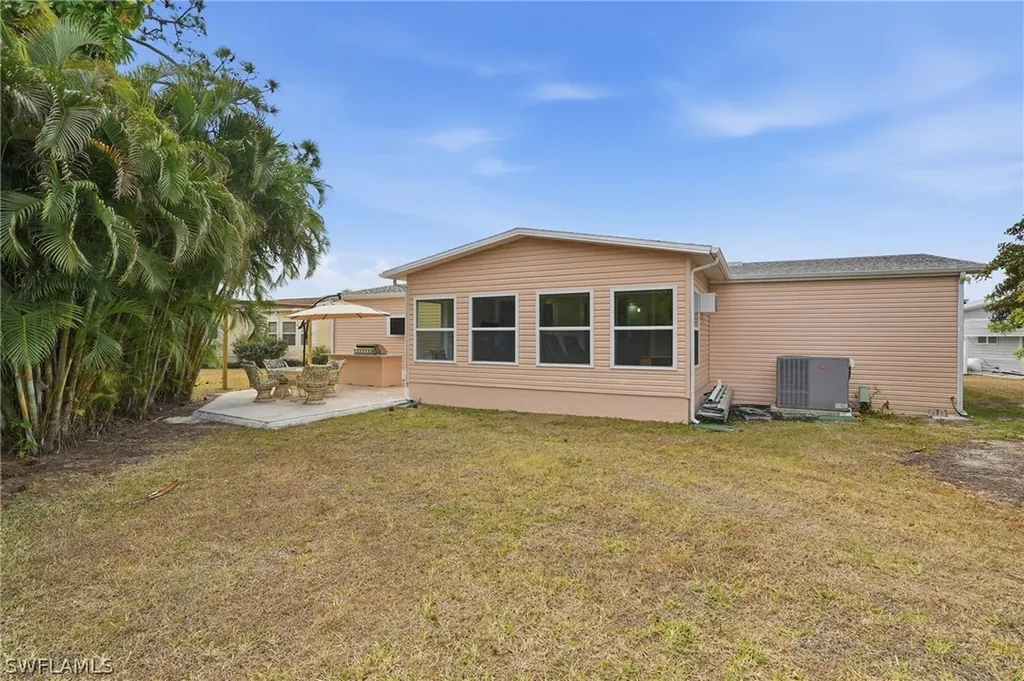 19808 Frenchmans Court North Fort Myers FL 33903