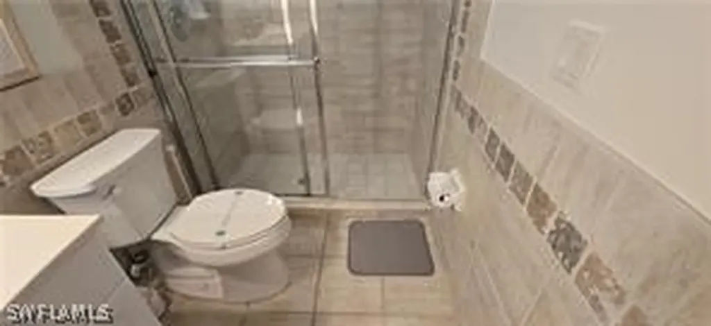 11002 Vanderbilt Drive Naples FL 34108