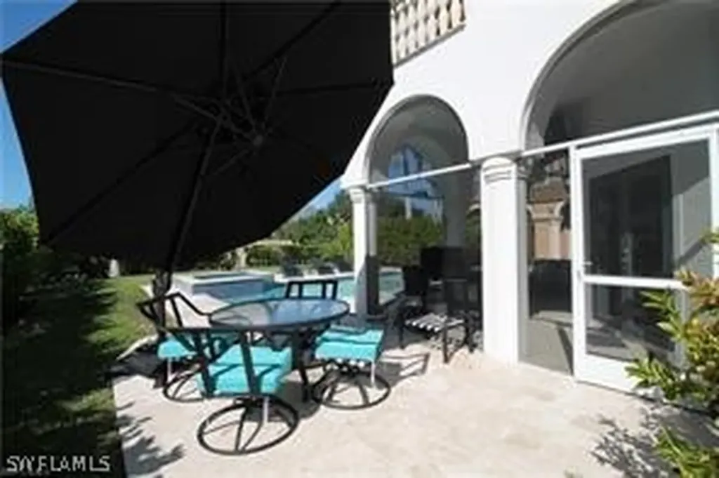 11002 Vanderbilt Drive Naples FL 34108
