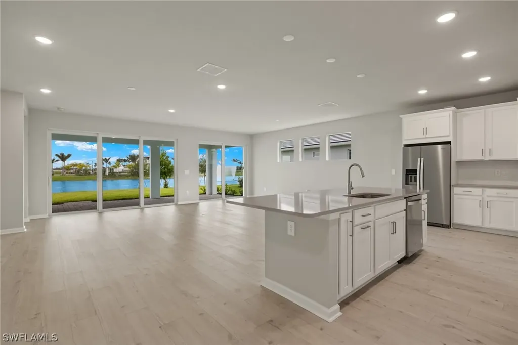 1845 Summerlit Avenue Naples FL 34114