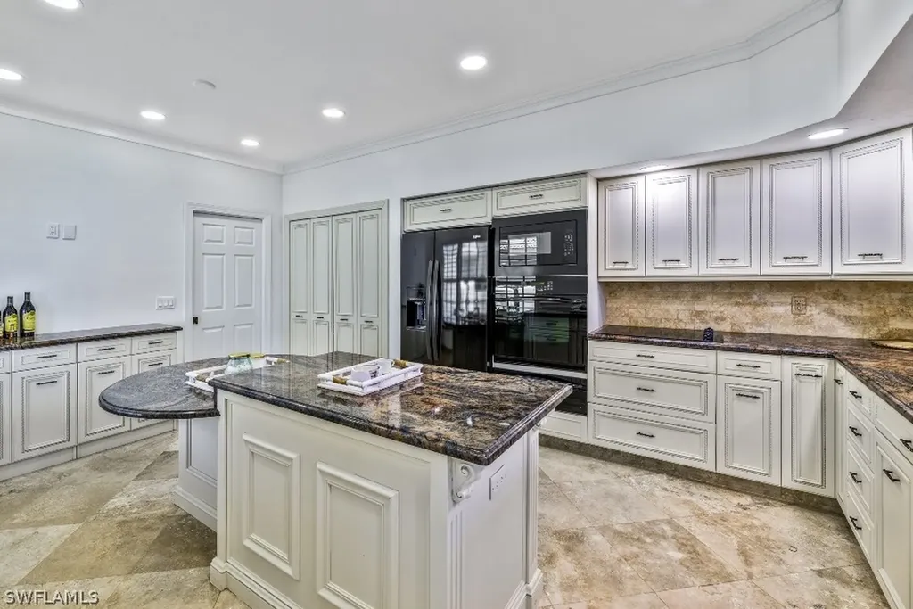 11832 Quail Village Way Naples FL 34119
