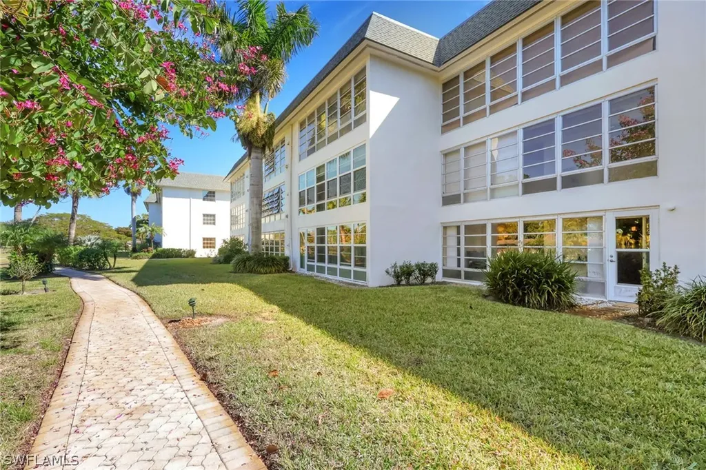 315 Saint Andrews Boulevard Naples FL 34113