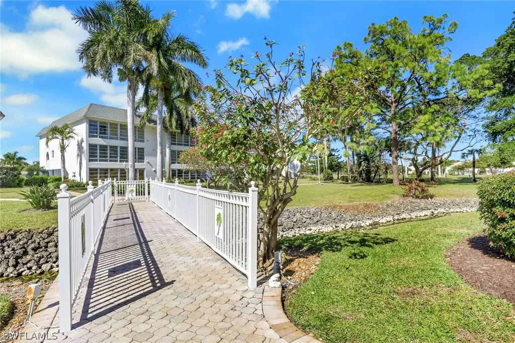 315 Saint Andrews Boulevard Naples FL 34113