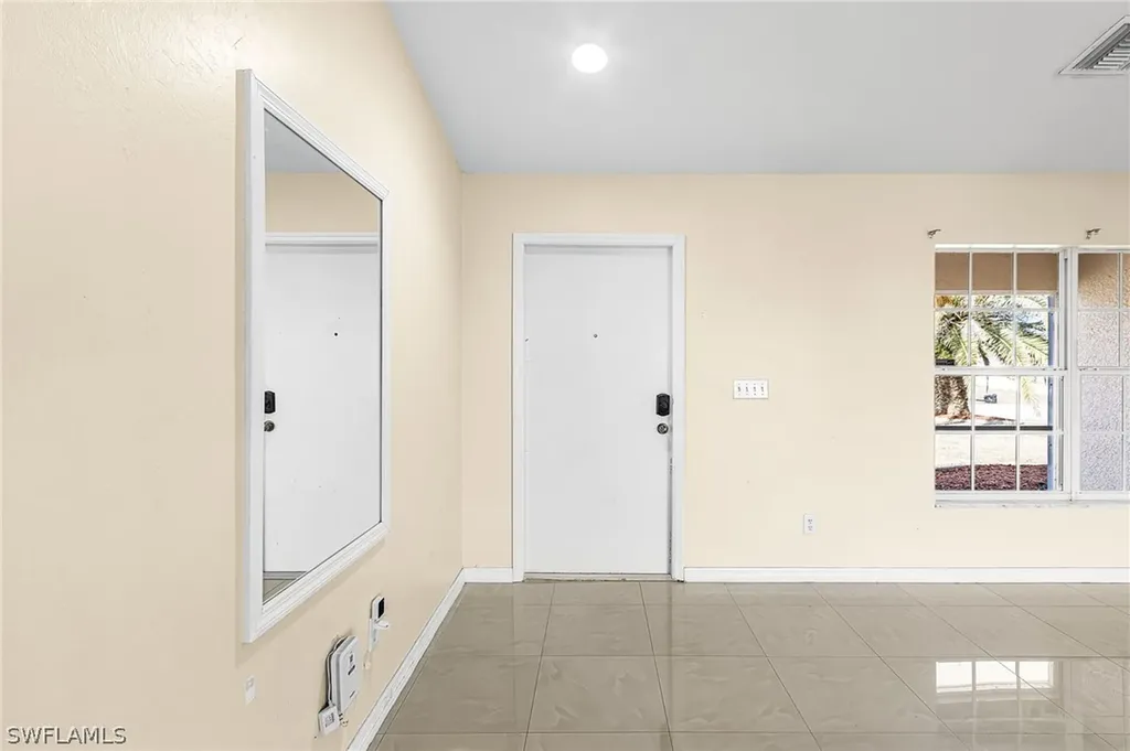 3809 NE 17th Avenue Cape Coral FL 33909