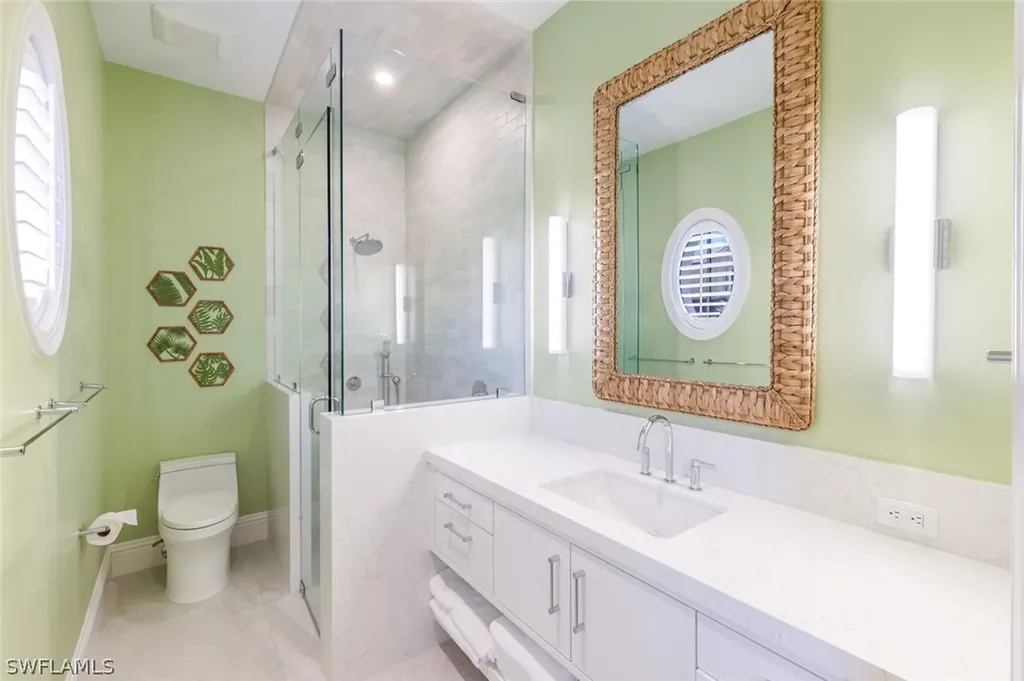 2904 Tiburon Boulevard E Naples FL 34109