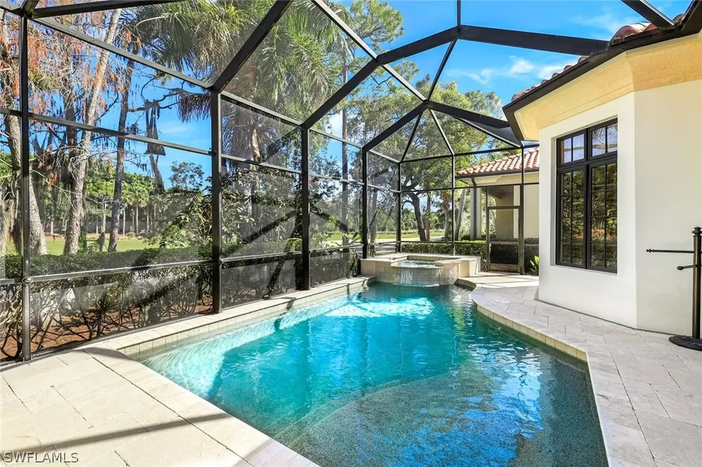 2904 Tiburon Boulevard E Naples FL 34109