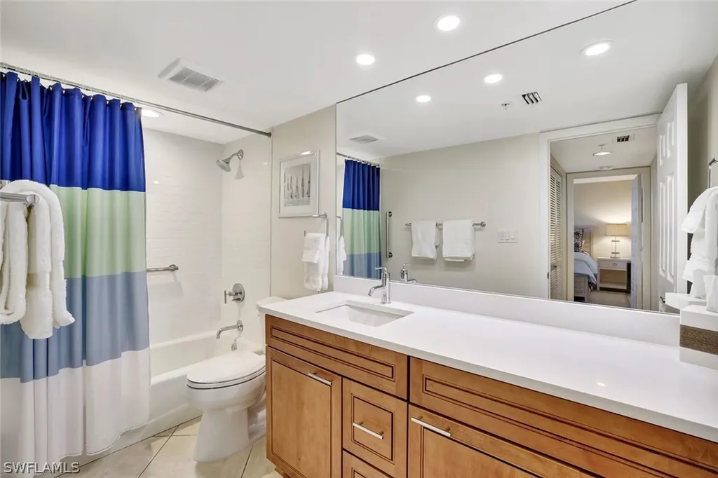 6573 Marissa Loop Naples FL 34108