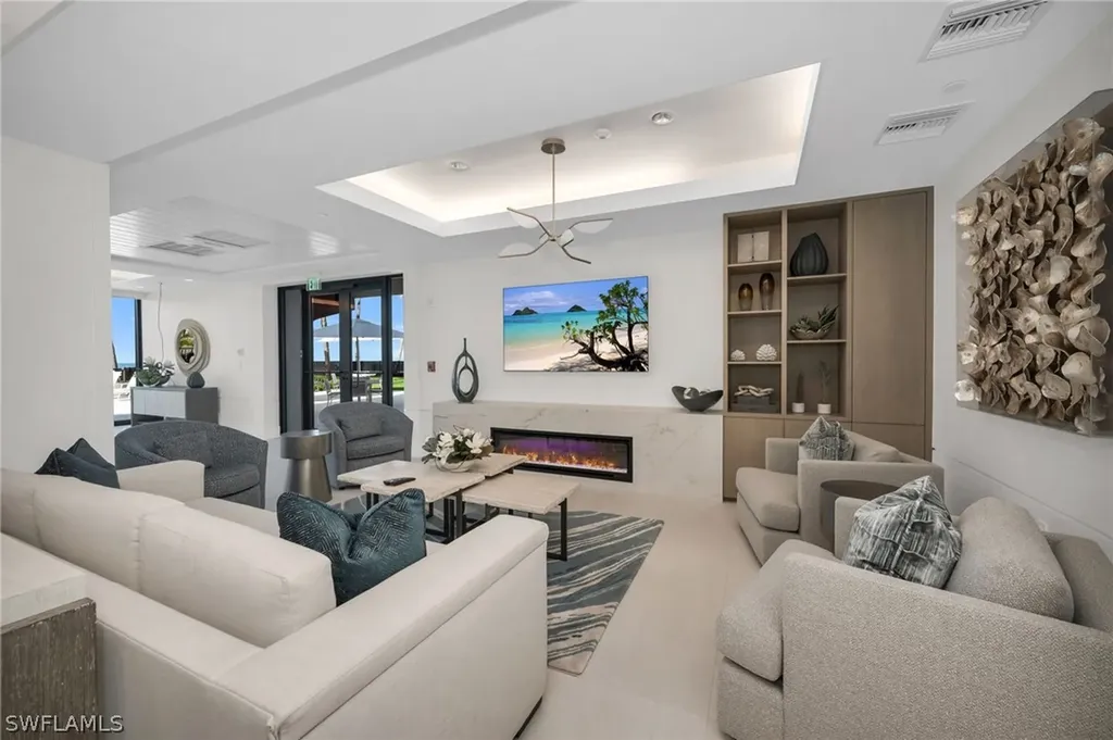 4001 Gulf Shore Boulevard N Naples FL 34103