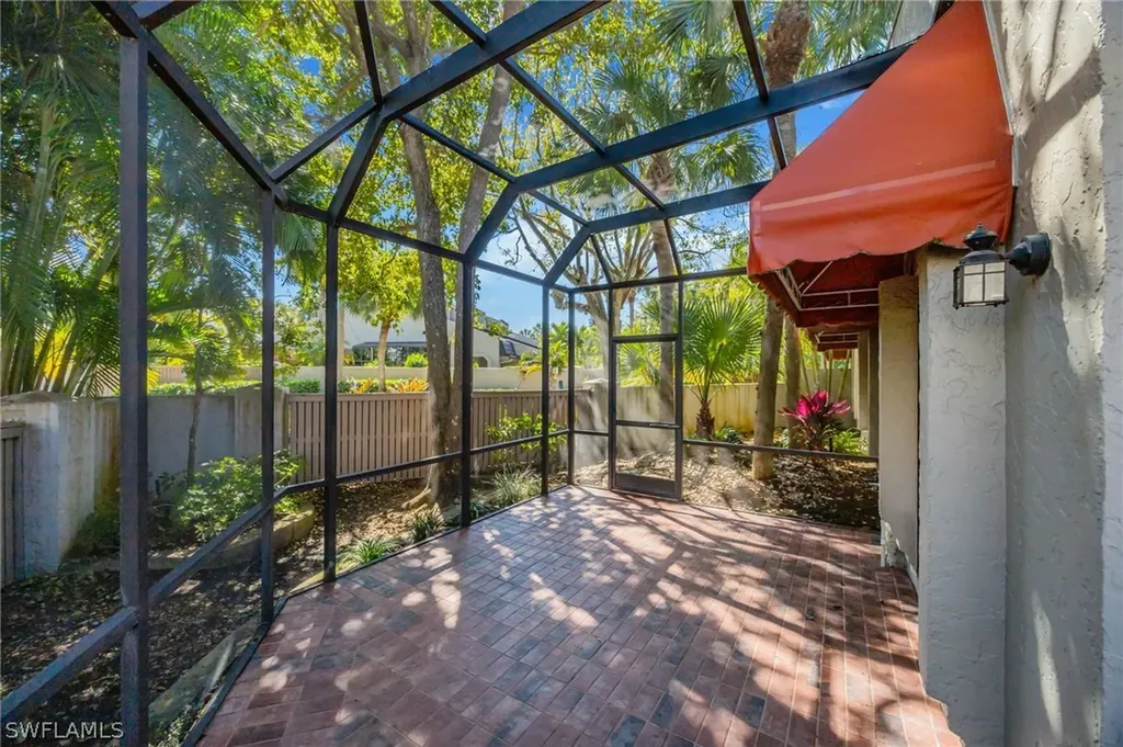 121 Bears Paw Trail Naples FL 34105