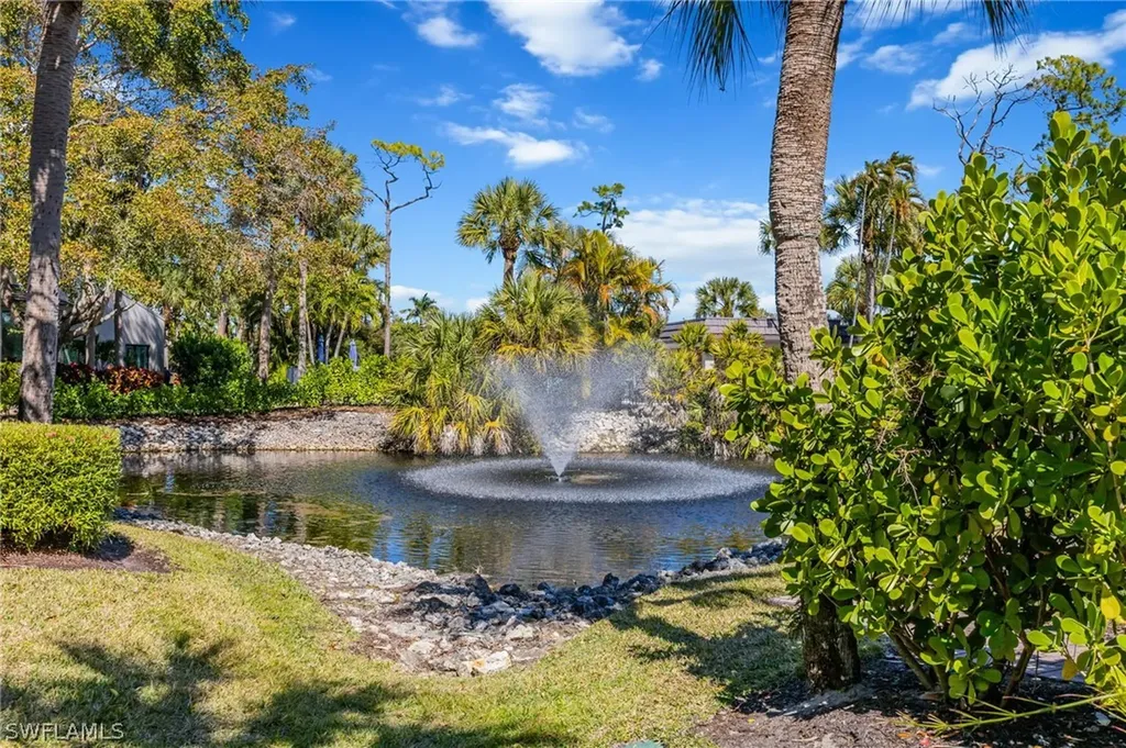 121 Bears Paw Trail Naples FL 34105