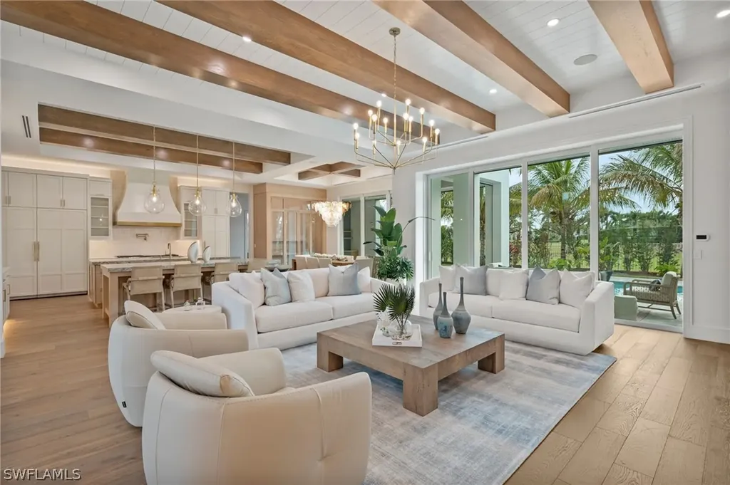 570 Harbour Drive Naples FL 34103