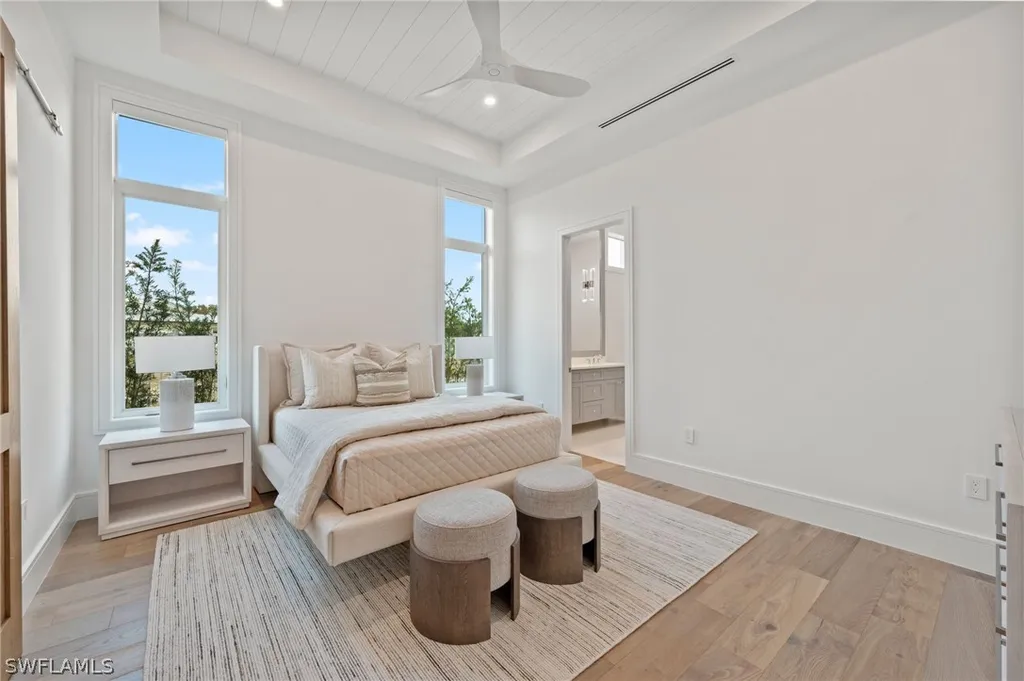 570 Harbour Drive Naples FL 34103