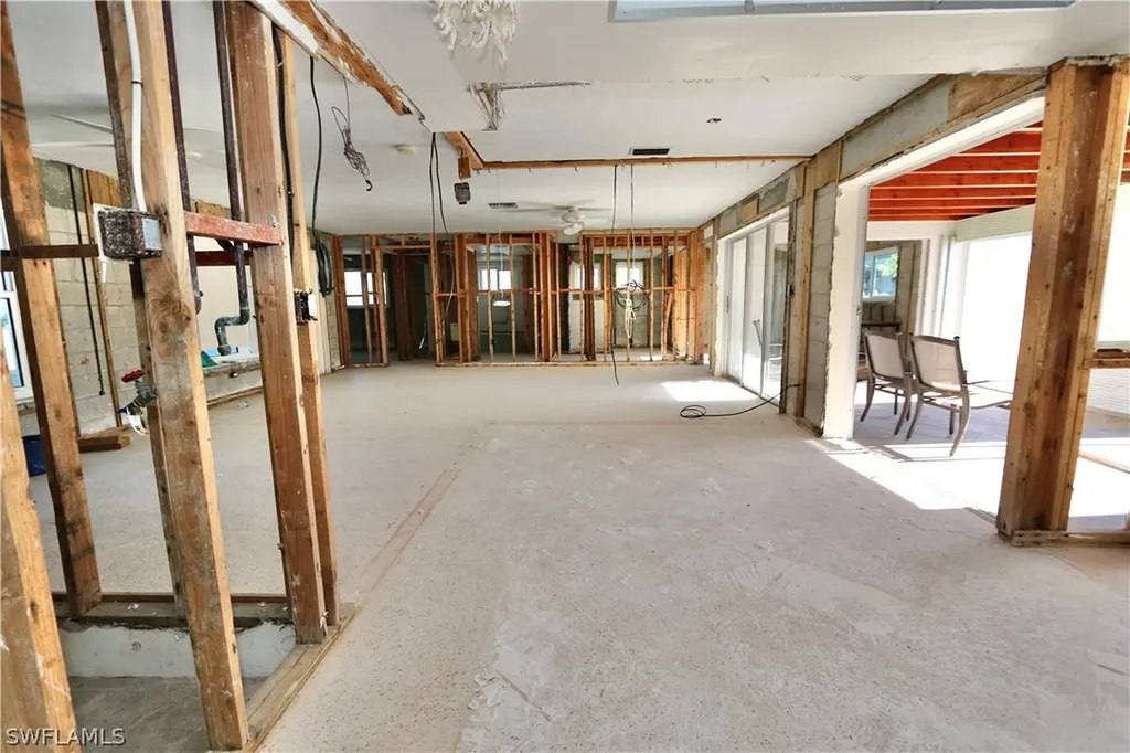 22 Bayview Boulevard Fort Myers Beach FL 33931