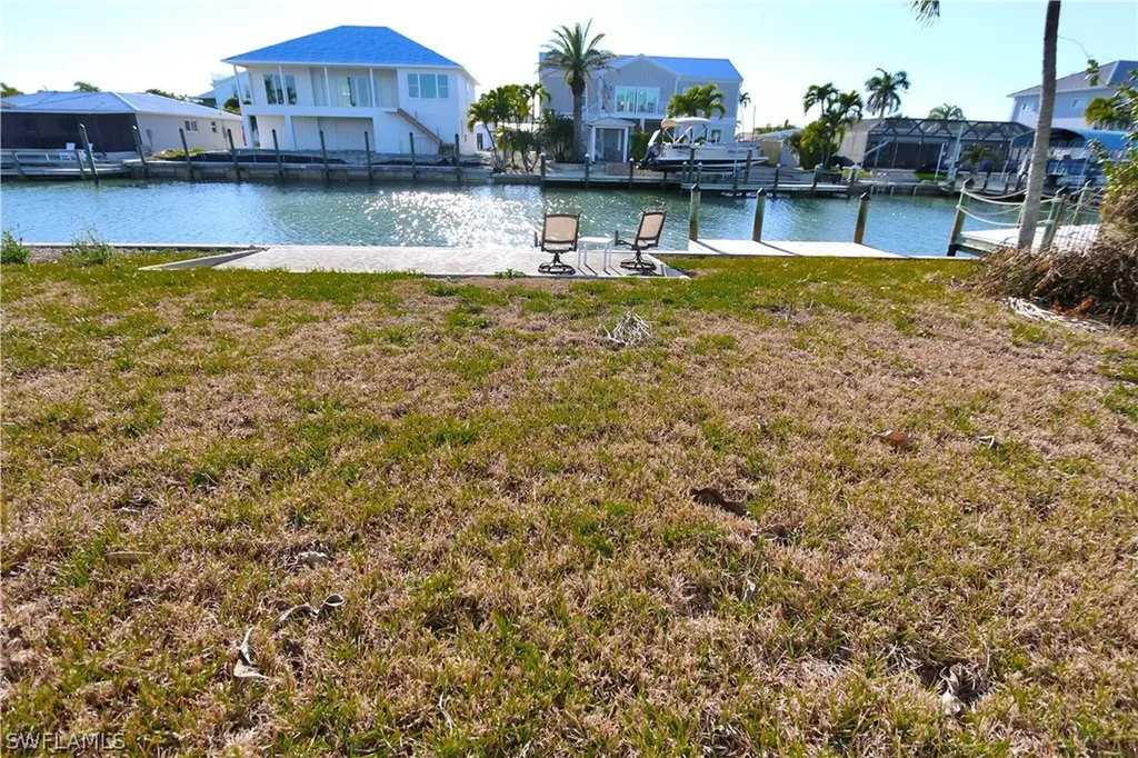 22 Bayview Boulevard Fort Myers Beach FL 33931