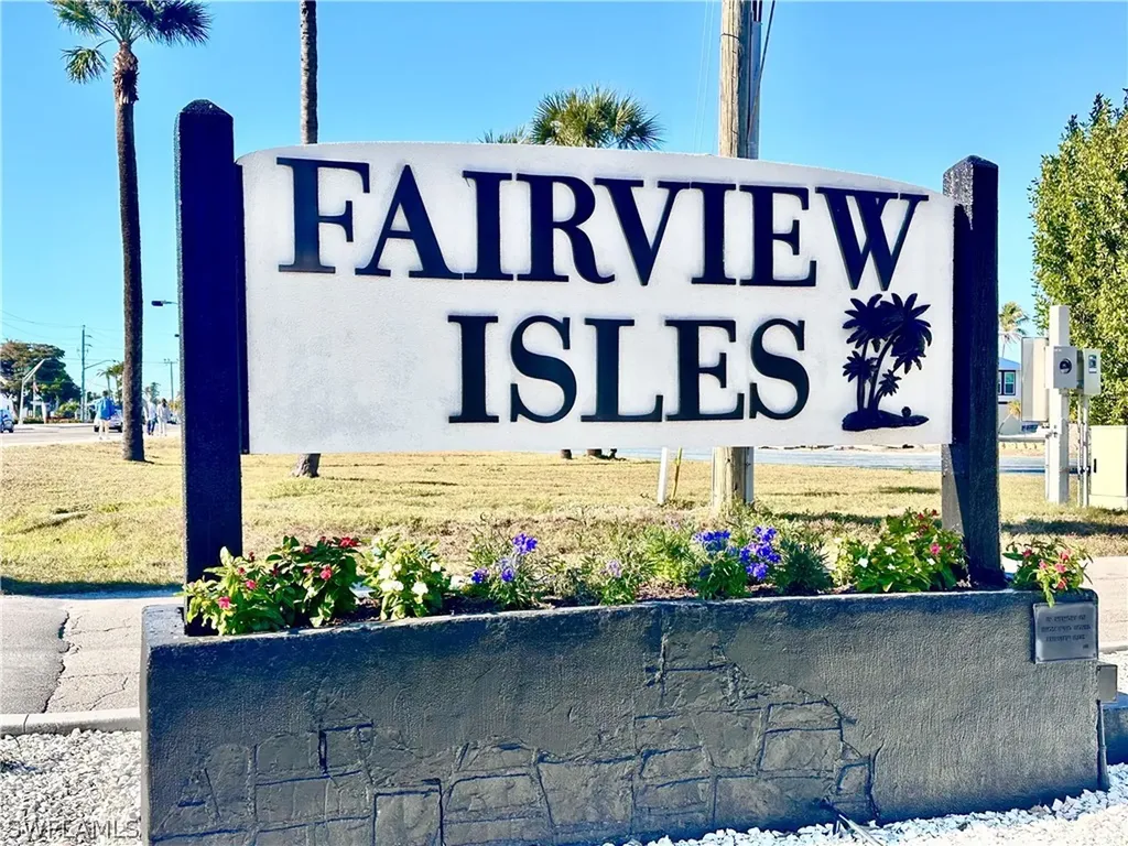 22 Bayview Boulevard Fort Myers Beach FL 33931